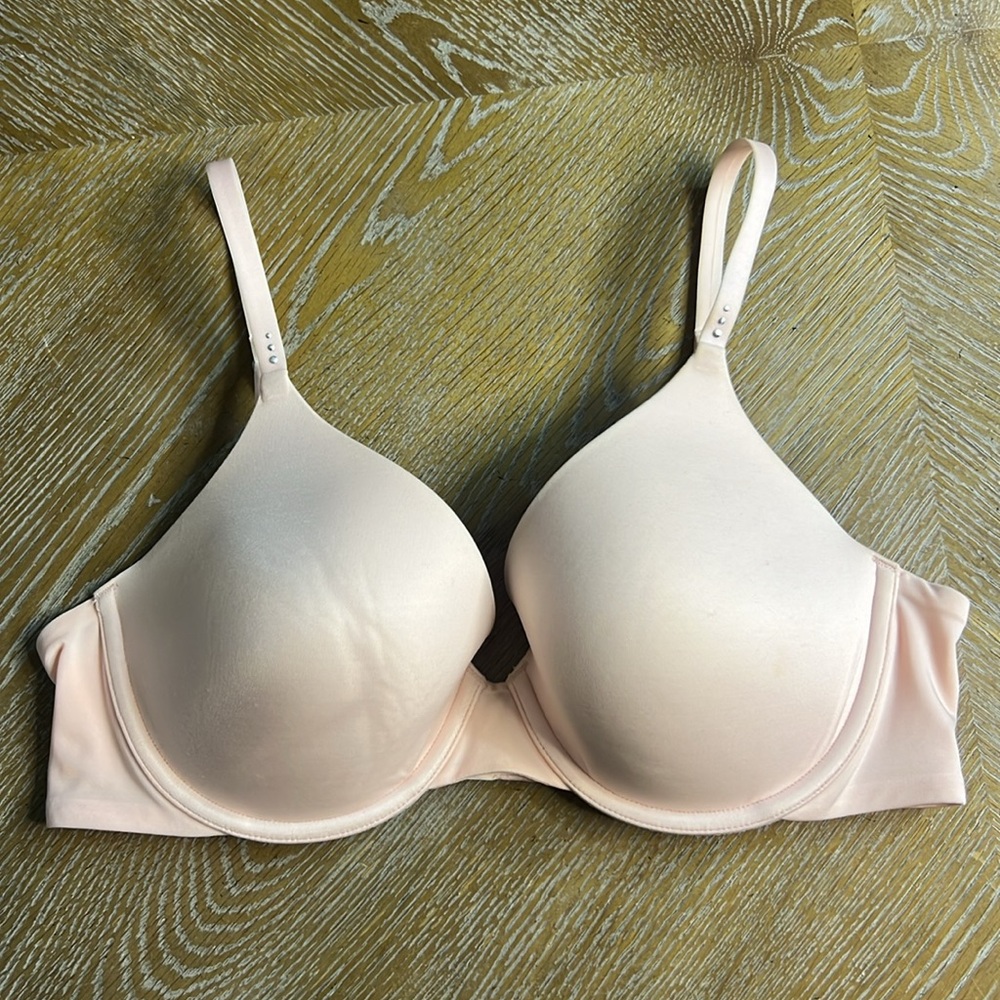 VICTORIA’S SECRET Biofit Padded Full Coverage Bra 36B